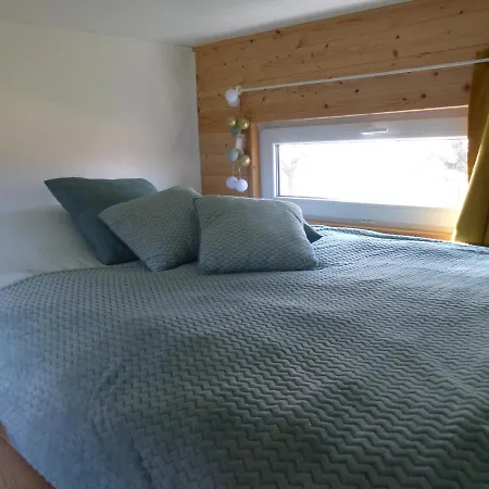 Lägenhet Mon Ptit Nid House Tiny House Panissieres